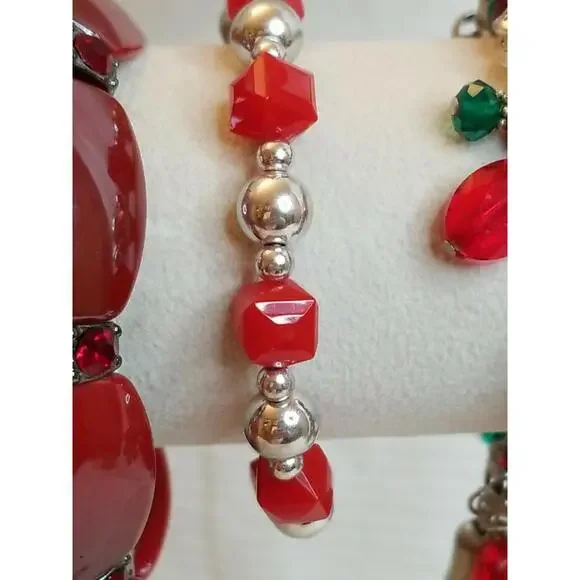 Bracelet Bundle Christmas Charm/Red & Silver Stretch/NWT Charming Charlie READ - Picture 3 of 7